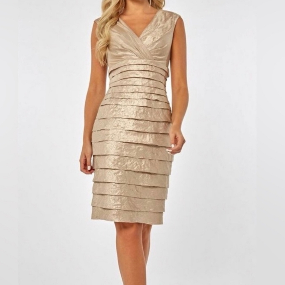 LONDON TIMES Champagne Scalloped Ruffles Sleeveless Cocktail Dress Sz 4